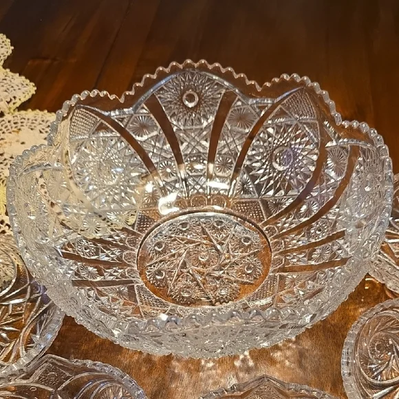 Vintage Imperial Serving Bowl And EAPG Desert Bowls - Picture 3 of 11